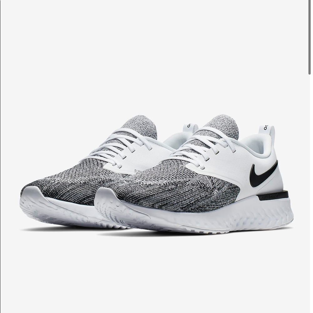 Nike Odyssey React Flyknit II